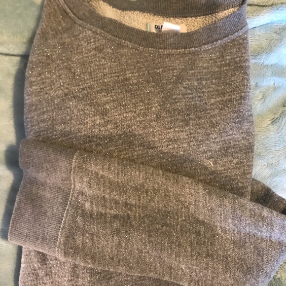Old Navy Sweaters - 💙Gray sparkle sweater